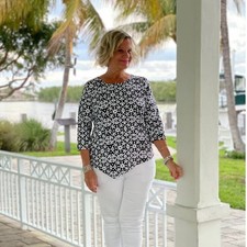 Lulu-B Asymmetrical Top picture