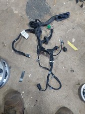 10-24 Silverado Rear Door Wire Harness 84677921 picture