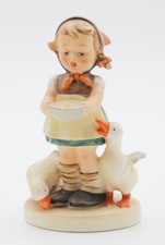 Goebel Hummel 197 2/0 Be Patient Figurine Girl Feeding Ducks 4.5
