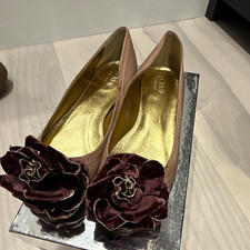 J.CREW Collection Women’s Flats US 7 Leather Round Toe Flower Accent picture
