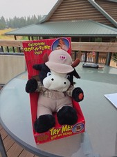 Vintage blushing pop a tune cow brand new in great shape picture
