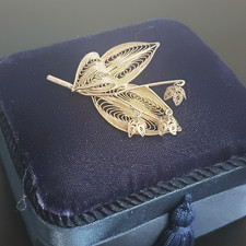 Vintage Siam 925 Filigree Leaf Brooch with Dangling Flower Sterling Silver Pin picture