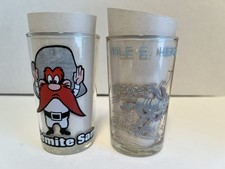 VTG 1976 Yosemite Sam and 1974 Wiley E. Coyote Warner Bros Looney Tunes Glasses picture