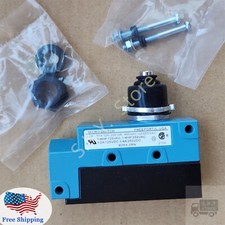 1 x NEW MICROSWITCH BZE6-2RN LIMIT SWITCH, for HONEYWELL BZE6 Series Switch picture
