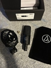 Audio-Technica AT4040 Cardioid Condenser Microphone Large-Diaphragm picture