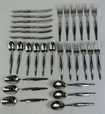 Cutco 30 Piece 18/10 Stainless Flatware Set Service for 6 picture