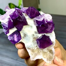 147G Natural Purple Octahedral Fluorite cluster Crystal Mineral Specimen picture