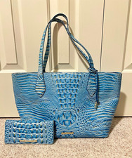 Brahmin Melbourne Blue Embossed Leather Croc Tote Large w/ Matching Wallet picture