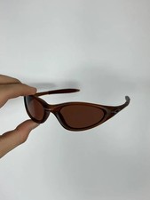 Retro Oakley Minute 1.0 Y2K Sunglasses Brown Frames Brown Lenses picture