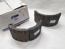 Bendix 810521N Shoe / Lining assembly 2 PC FAST  picture