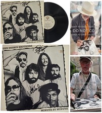 The Doobie Brothers Signed Minute by Minute Album COA Proof Autographed Vinyl picture
