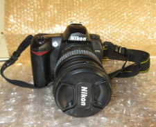 Nikon D70S 6.1MP Digital SLR Camera w/AF-S Nikon 18-70mm DX Lens picture