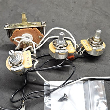 2001 Fender American Series Strat Wiring 250K Pots & 5way Pickup Switch - USA picture