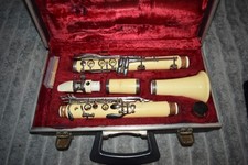 rare vintage LeBlanc Vito Clarinet cream Color Dazzler in case picture