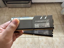 G.Skill TridentZ RGB Series 16GB (2x8GB) RAM DDR4 3200MHz F4-3200C16D-16GTZR picture