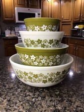 VINTAG Pyrex Spring Blossom Crazy Daisy Nesting Mixing Bowls Set 400 Series MINT picture