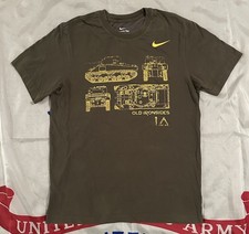Nike Dri-Fit Army Black Knights 1st Armored Division Old Ironsides T Shirt Men M picture
