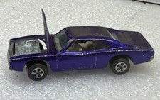 Hot Wheels Redlines *ORIGINAL* Custom Dodge Charger  Spectraflame Purple w/white picture
