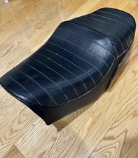 1978-1981 Yamaha XS400 Seat Assembly OEM picture