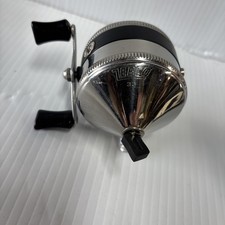 Vintage  Zebco 33 Spinner Spincast Fishing Reel Metal Foot USA Very Clean picture