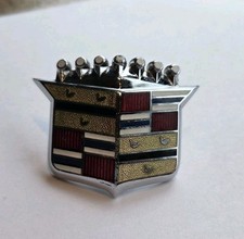 NOS 67 68 CADILLAC HOOD CREST EMBLEM DEVILLE ELDORADO FLEETWOOD GM OEM CLOISONNE picture
