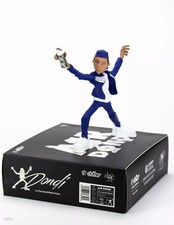 AIR DONDI White Style Master General VINYL Sculpture Designer Art Fig Clutter Co picture
