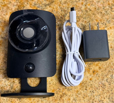 SimpliSafe HD Wired Indoor Security Camera with Built-in Privacy Shutter +AC picture