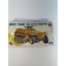 ESCI ERTL Anti Tank SD KFZ 250/10 1/72 Scale Model Kit 8373 Vintage WWII German picture