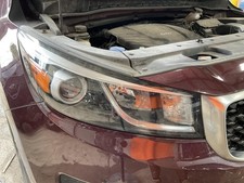 Used Right Headlight Assembly fits: 2017 Kia Sedona halogen projector w/LED acce picture