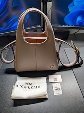 Coach - Lana Bag 23 - B4/Ash Pebbled Leather picture