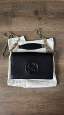 Gucci Interlocking G Soho picture