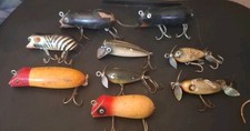 9  VINTAGE WOOD LURES/ SHAKESPEARE/ PAW PAW ? WARRIORS  ETC. picture