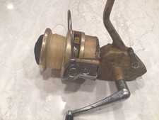 Pflueger 1031 Large Vintage Spinning Fishing Reel w/ Line Made in Korea picture