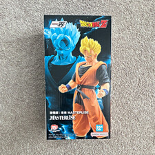 SEALED Bandai Dragon Ball Z Son Gohan MASTERLISE Model Figure Collectible picture