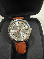 Citizen Quartz Mens Silver Dial Brown Leather Strap Date Water Resistant Box picture