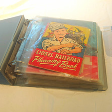 Lionel Postwar 1946 To 1957 Literature Binder Lot picture