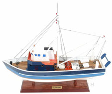 La Confiance Shrimp Trawler French Work Boat Wooden Fishing Model 24.5