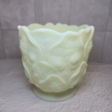 Vtg Fenton Custard Satin Glass Water Lily Planter Bowl Jardiniere UV Glow 5.5