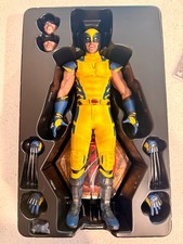Wolverine Sixth Scale Figure Hot Toys picture