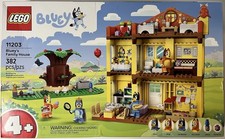 LEGO Bluey: Bluey's Family House (11203) picture