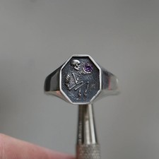 Memento Mori Amethyst Men's 925 Silver Ring picture