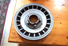OE vintage 15 inch 1980-96 Ford wheelcover, F150,Bronco w/4WD cutout,# 785 picture