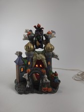 Spooky Hollow Lighted Wheel Castle W/ Box 8