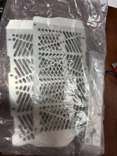 Enduro Engineering 366-124024 12-4024 BILLET RADIATOR GUARD BETA picture