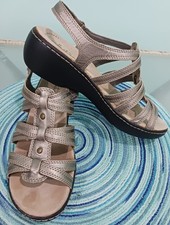 Clarks Delana Strappy Sandals Metallic Gold Soft Cushion Heel Strap Women 7.5 M picture
