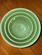 Vintage Fire-King Jadeite Green Milk Glass Beaded Rim Nesting Mixing Bowl Set 🥣 picture