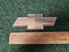 OEM GM CHEVROLET Logo Bow Tie Grille Grile Emblem Badge 5.75
