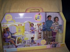 2003 Barbie Happy Family Grandma's Kitchen picture