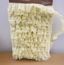 Ruffled scalloped Vintage Pale yellow LACE 1.5 inch wide crafts wedding 10 yards picture