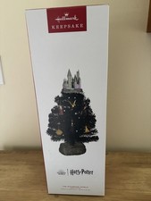 Hallmark Keepsake 2022 Harry Potter The Wizarding World Mini Christmas Tree picture
